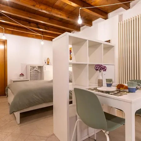 Apartament Anniusca Nest *