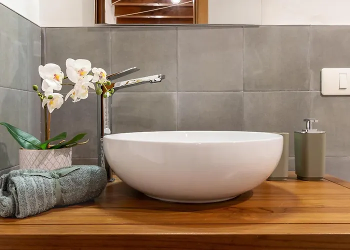 Anniusca Nest * Verona