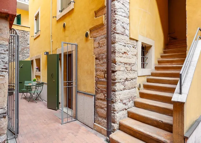 Anniusca Nest Apartman *